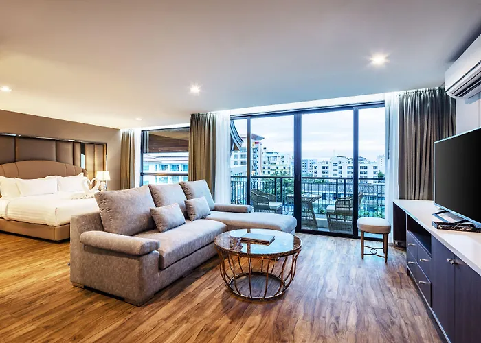 Hotel The Grand Sala Thai