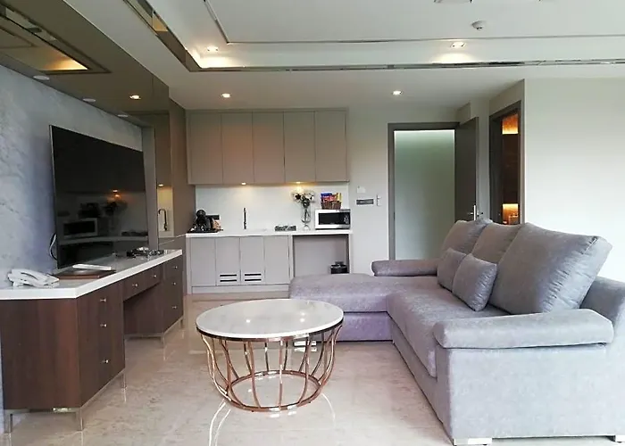 The Grand Sala Thai 4* Bangkok