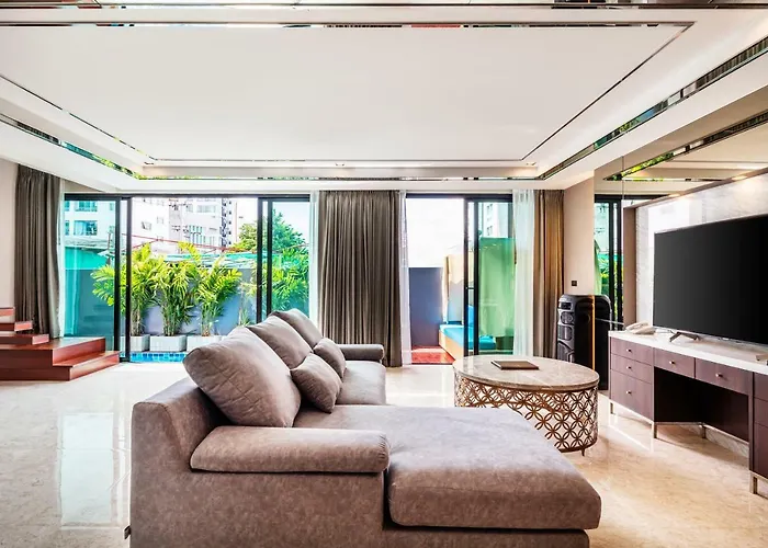 The Grand Sala Thai Hotel